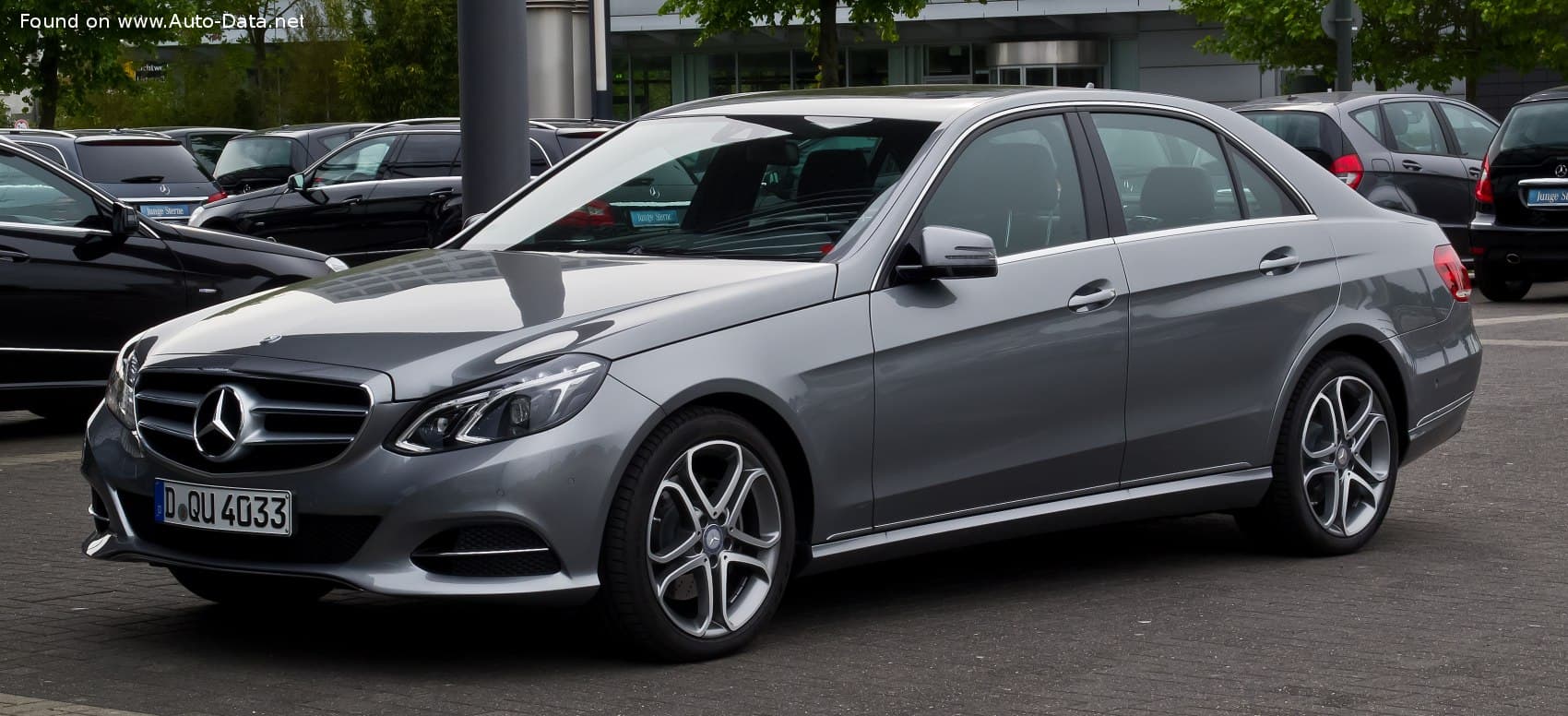 Mercedes-Benz E Serisi (W212)